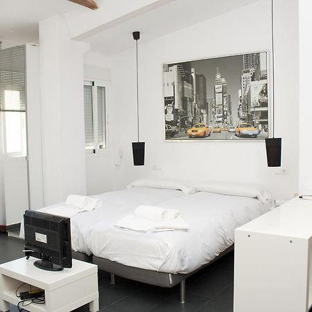 Na Jordana Apartments Valensiya Oda fotoğraf