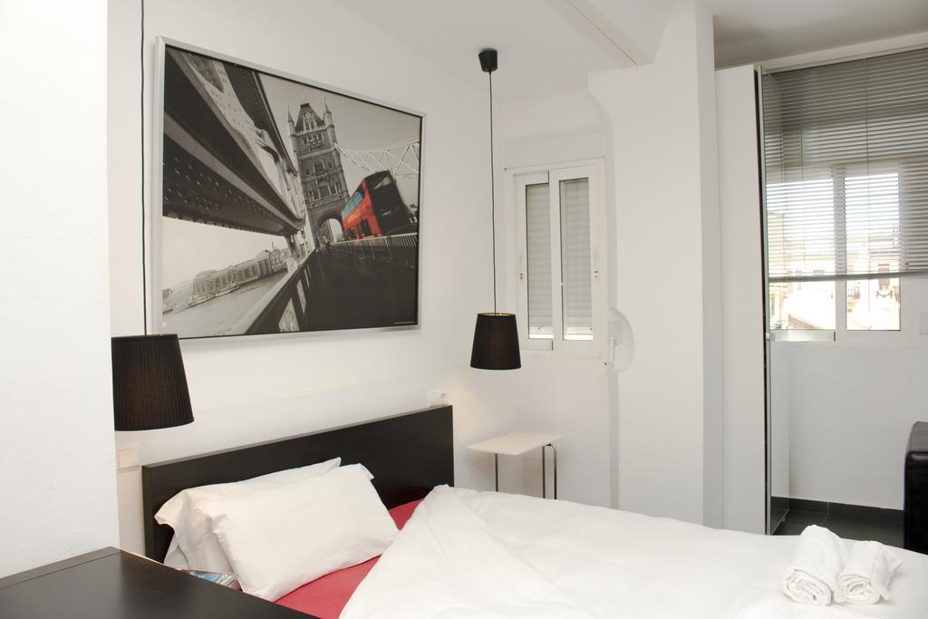 Na Jordana Apartments Valensiya Oda fotoğraf