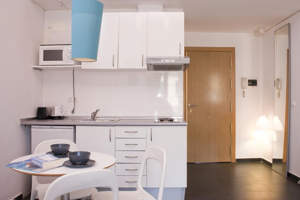 Na Jordana Apartments Valensiya Oda fotoğraf